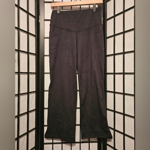 Jockey Bootleg Pocket Yoga Pants Size Small - Picture 1 of 5